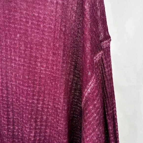 We the Free South Side Thermal Size Medium V Neck Sweater Lightweight Sheer Gauz - Picture 4 of 9